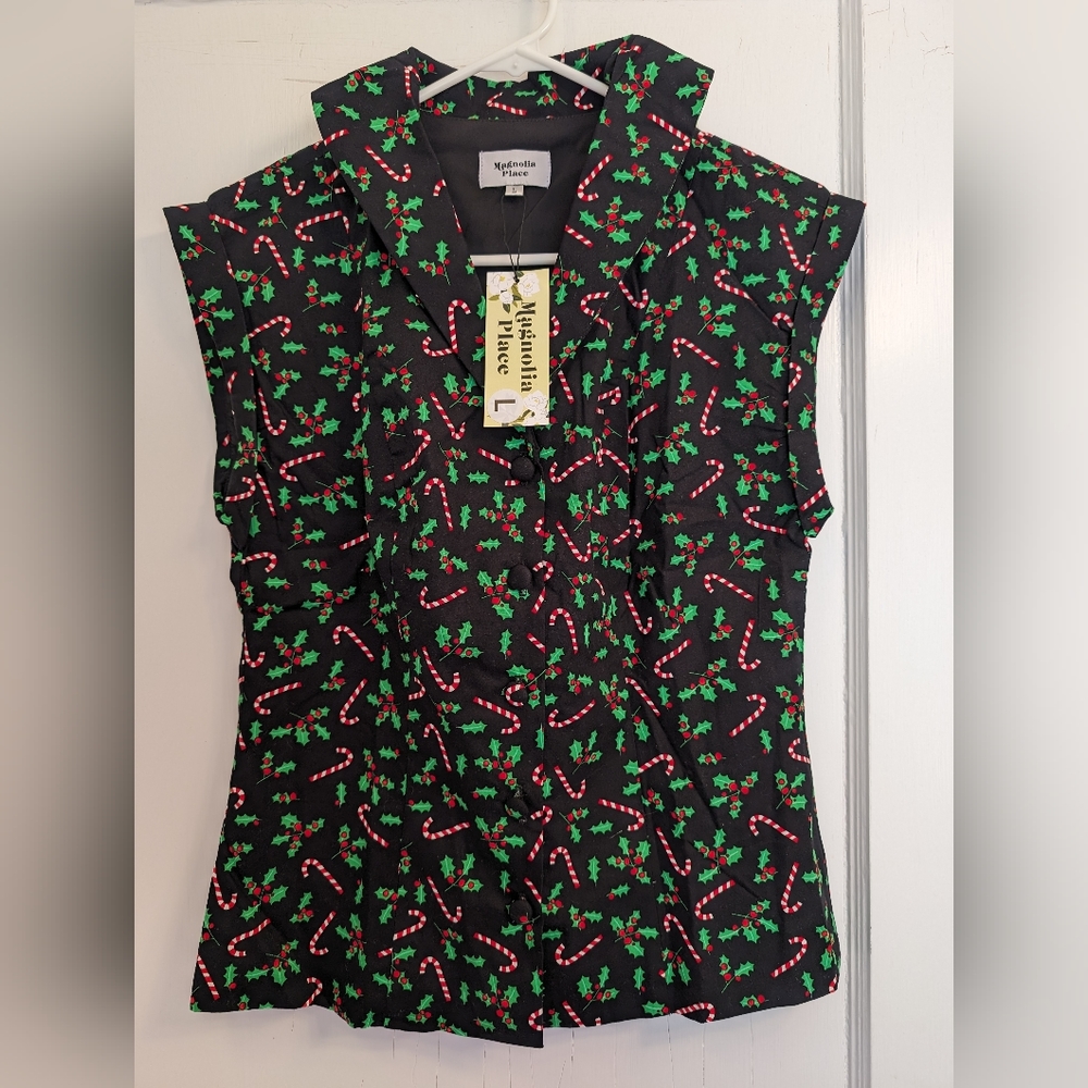 Holiday Magnolia Place / Unique Vintage blouse